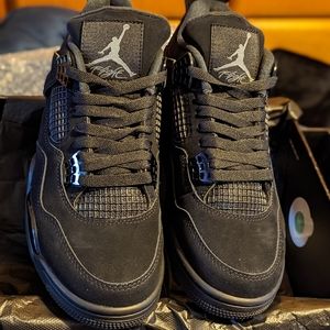 Jordan 4 black cat size 8.5